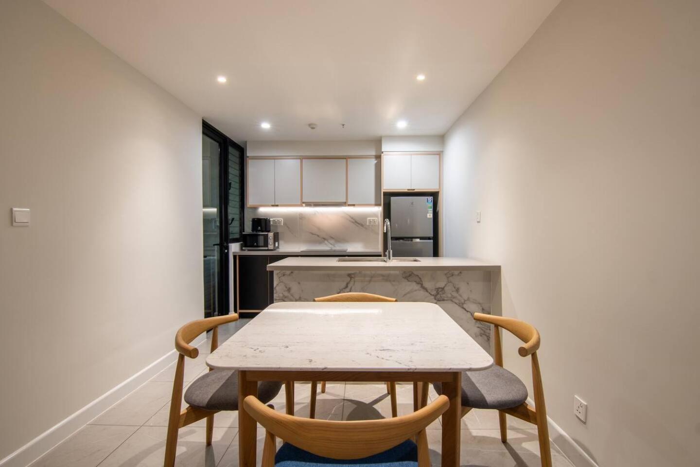 Luxury 2 Or 3Br Apartment In Dist 1 N Pool, Gym, Airport Pickup Thành Pho Ho Chí Minh Esterno foto