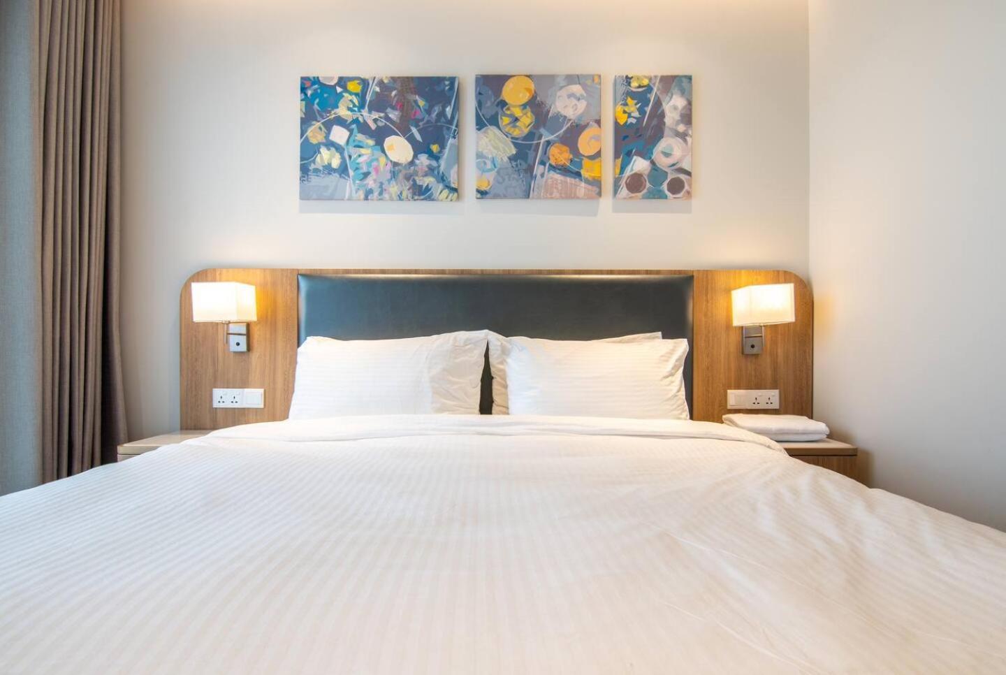 Luxury 2 Or 3Br Apartment In Dist 1 N Pool, Gym, Airport Pickup Thành Pho Ho Chí Minh Esterno foto